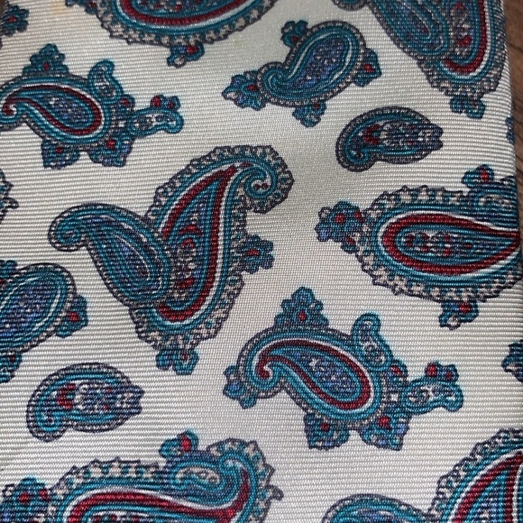 Teal Blue Paisley 100 % Italian Silk Neck Tie Made in USA Wedding Guest Holidays - Picture 7 of 10